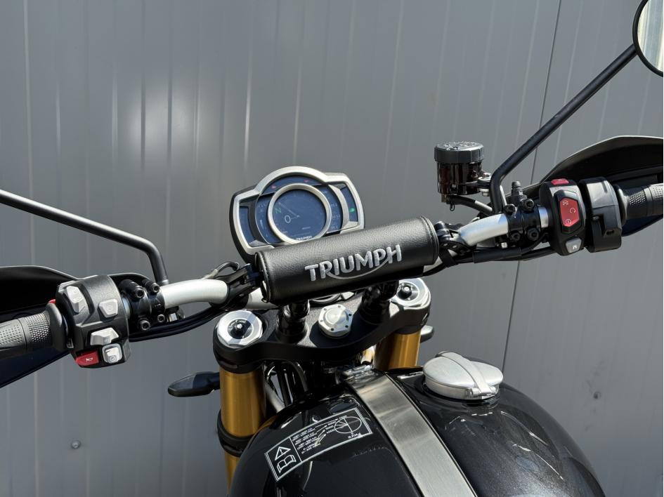 TRIUMPH SCRAMBLER 1200 XE