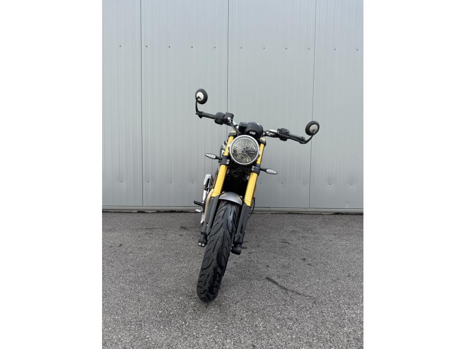 TRIUMPH SPEED 400 - faible kilométrage