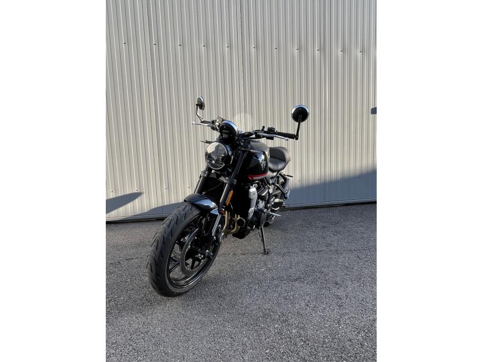 TRIUMPH TRIDENT 660 - Rabaisser 