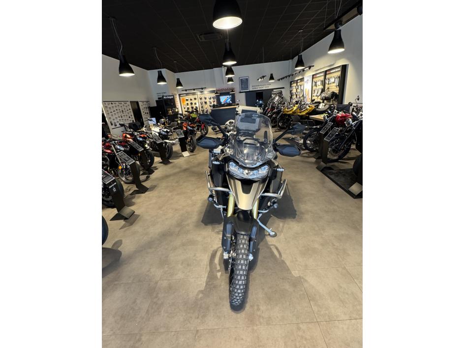 TRIUMPH TIGER 1200 EXPLORER