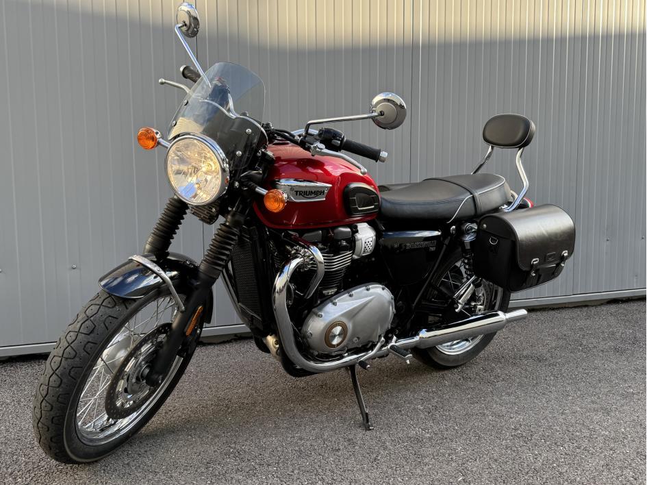 TRIUMPH BONNEVILLE T100 - A2