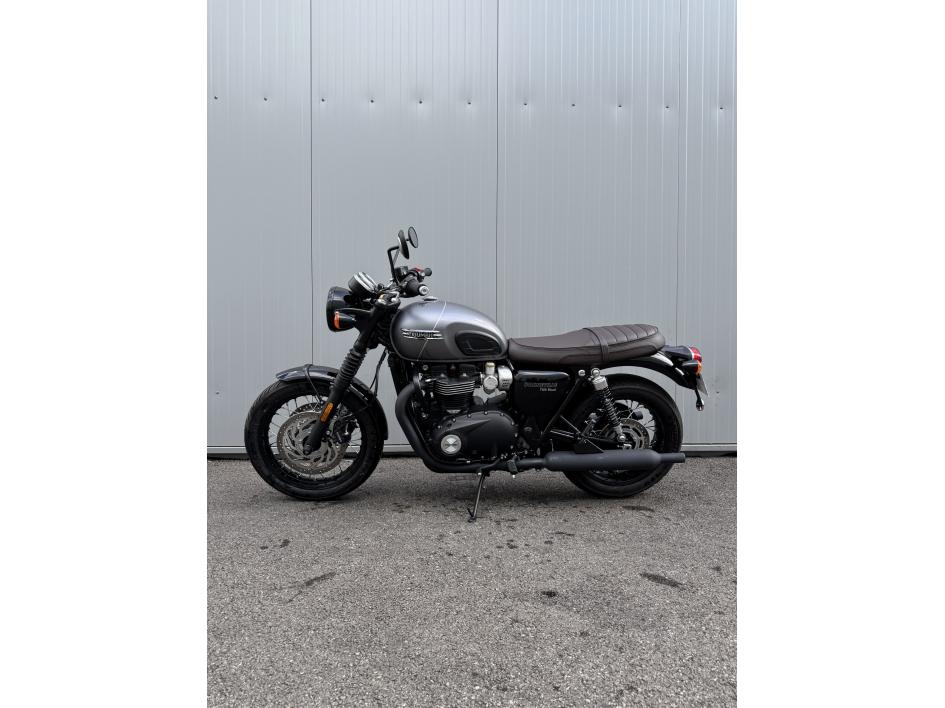 TRIUMPH Bonneville T120 Black