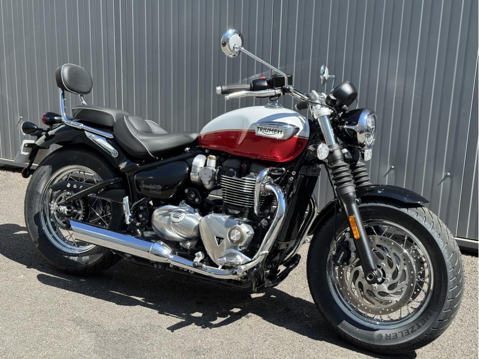 TRIUMPH BONNEVILLE SPEEDMASTER 1200