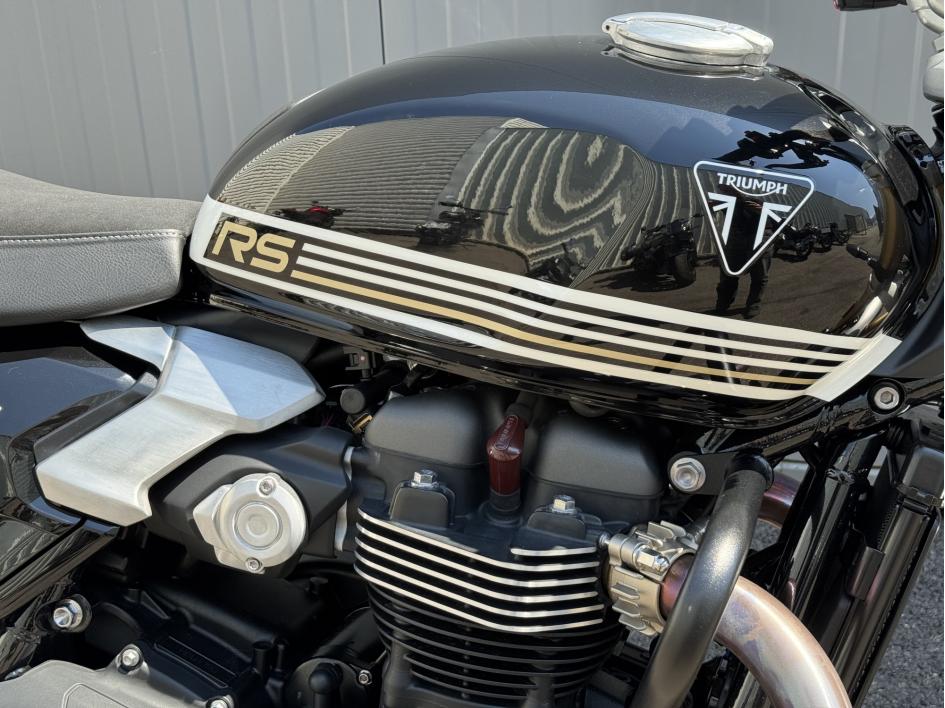 TRIUMPH SPEED TWIN 1200 RS