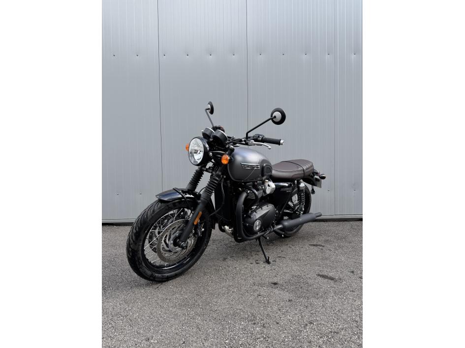 TRIUMPH Bonneville T120 Black