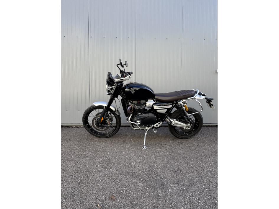 TRIUMPH SCRAMBLER 1200 XC - NOIR