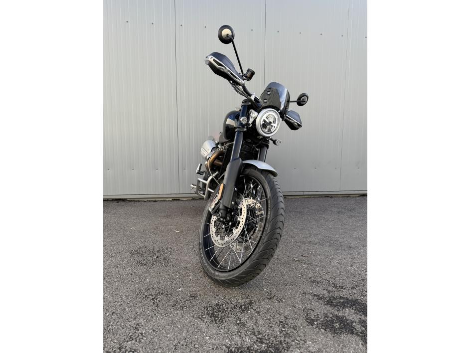 TRIUMPH SCRAMBLER 1200 XC - NOIR