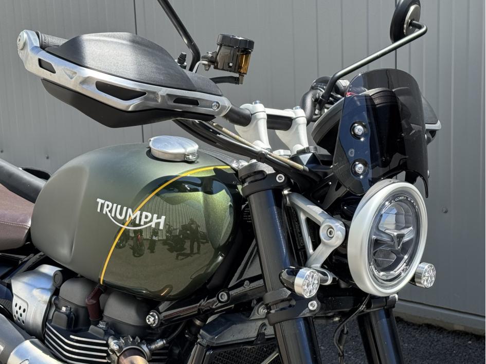 TRIUMPH SCRAMBLER 1200 XC