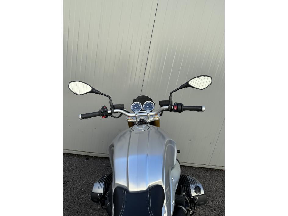 BMW R NineT