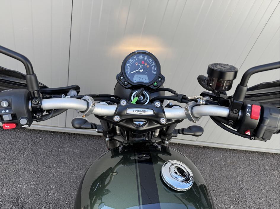 TRIUMPH SCRAMBLER 900 X - Chrome Edition