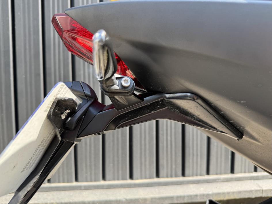 TRIUMPH STREET TRIPLE 765 RS