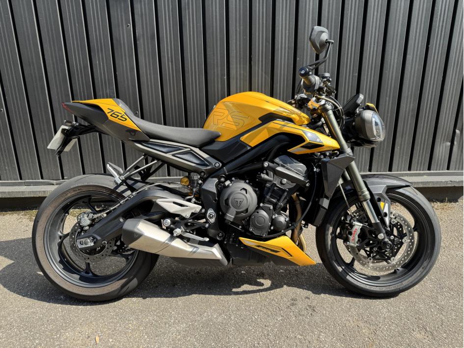 TRIUMPH STREET TRIPLE 765 RS