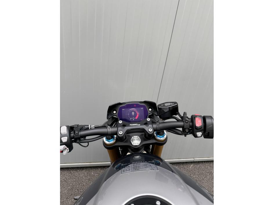 TRIUMPH SPEED TRIPLE 1200 RS - MODELE 2025