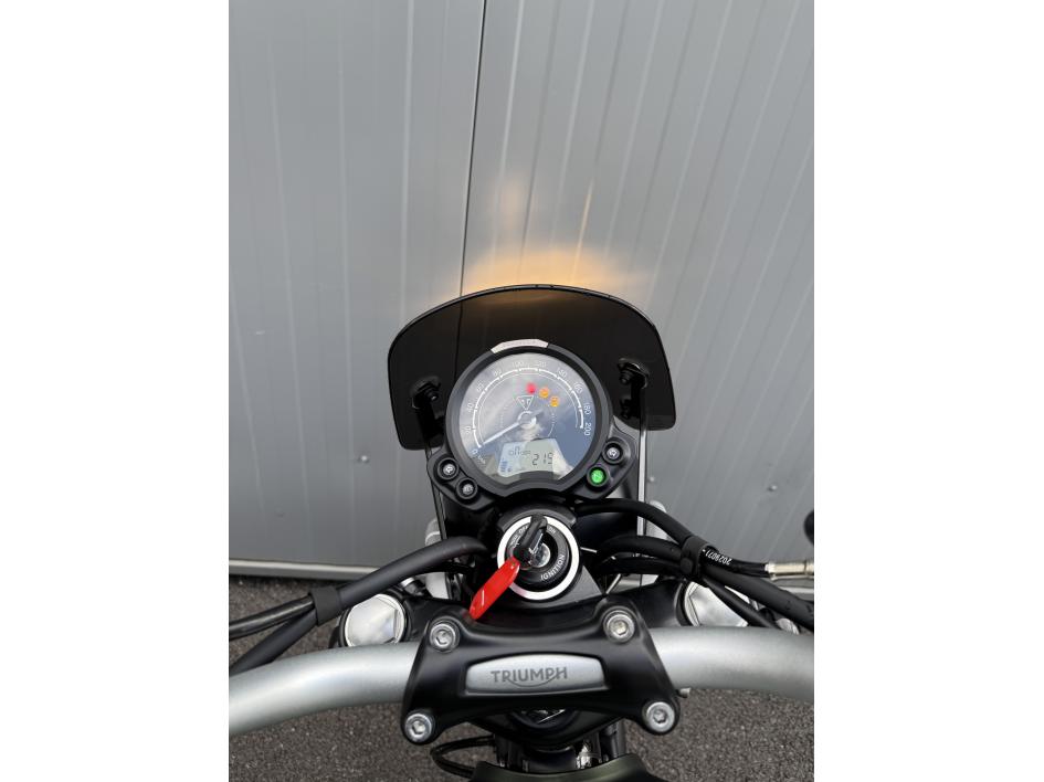 TRIUMPH SCRAMBLER 900 - Bridé A2