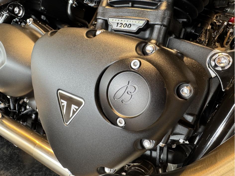 TRIUMPH TRIUMPH SPEED TWIN 1200 BREITLING EDITION